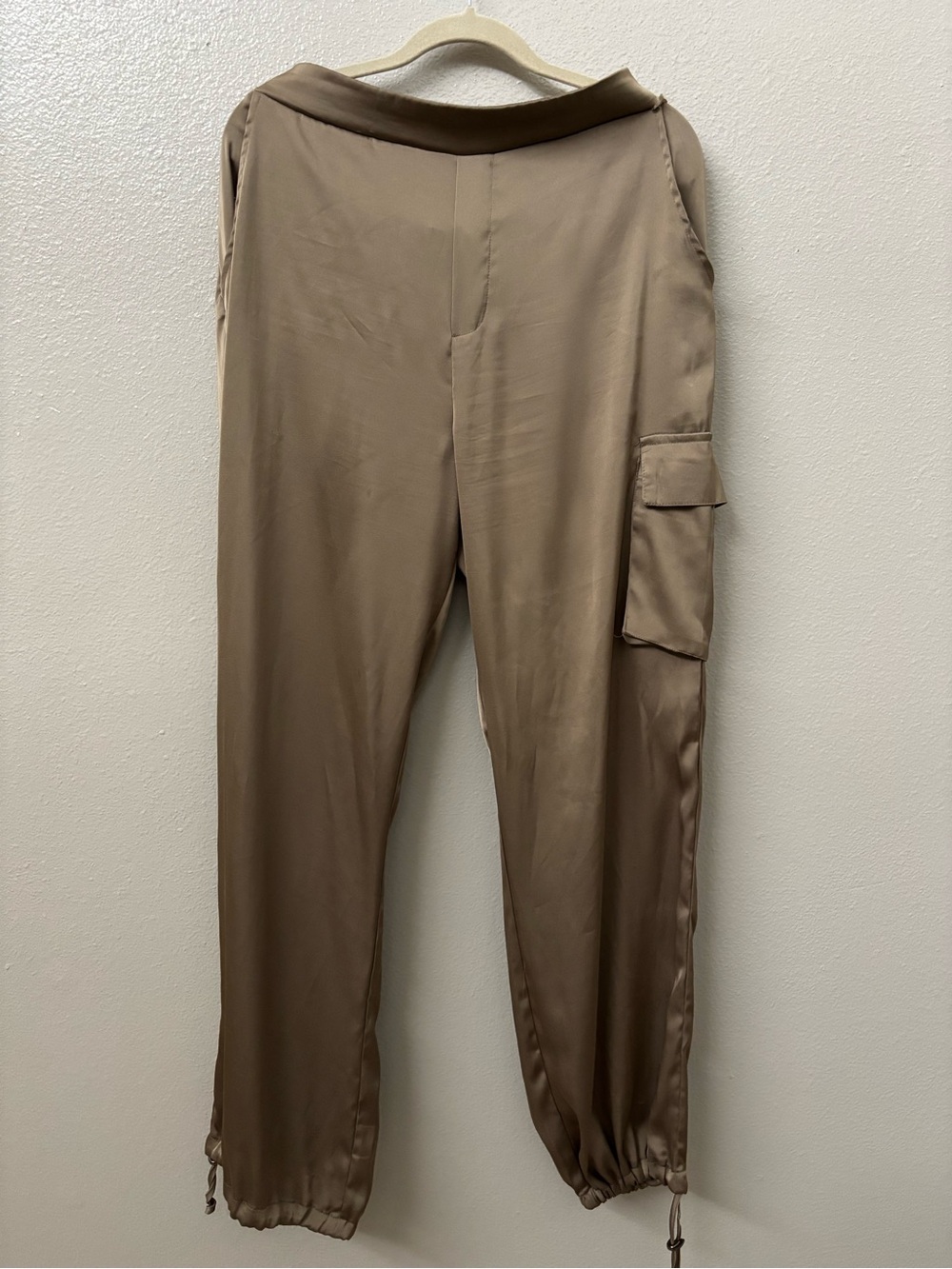 RDI Taupe Cargo Jogger Pants